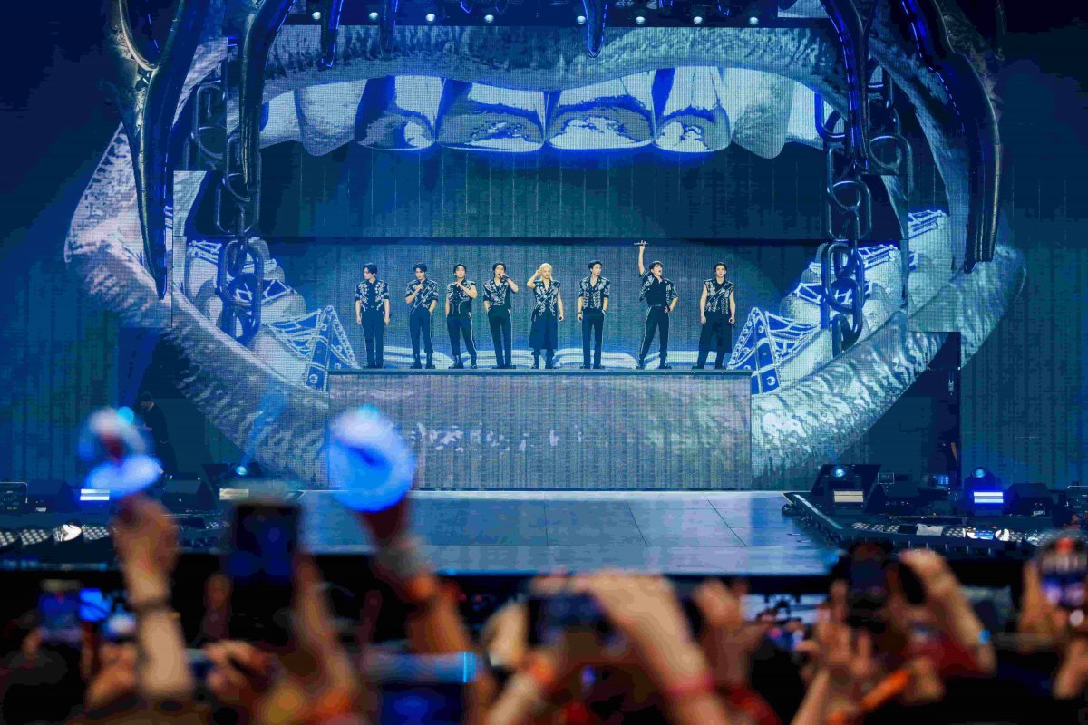 스트레이 키즈가 아시아 아티스트 최초로 네덜란드 요한 크루이프 아레나에서 단독 콘서트를 성사시키며 전석 매진과 함께 K팝 역대 최대 규모 공연을 만들어냈다. 사진 | JYP 엔터테인먼트