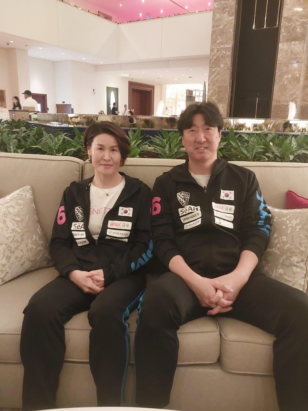 탁구국가대표팀 오상은 감독(오른쪽)과 석은미 감독은 2026아이치·나고야아시안게임과 2028LA올림픽을 기회로 여긴다. 주요 국제대회 복식 비중이 크게 늘어난 까닭에 대표팀의 강점인 복식 조를 앞세워 더 많은 메달 수확을 노린다. 스포츠동아DB