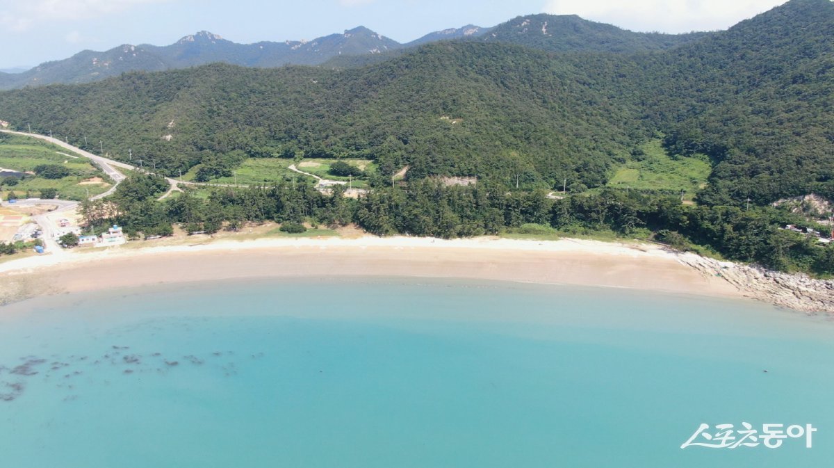 신전 해수욕장. 사진제공=진도군