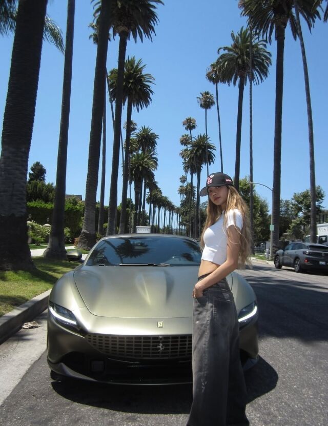 ¡®¿ùµå Ŭ·¡½º¡¯ ¸®»ç, 3¾ï ¿ø´ë ½´ÆÛÄ« ÀÚ¶û