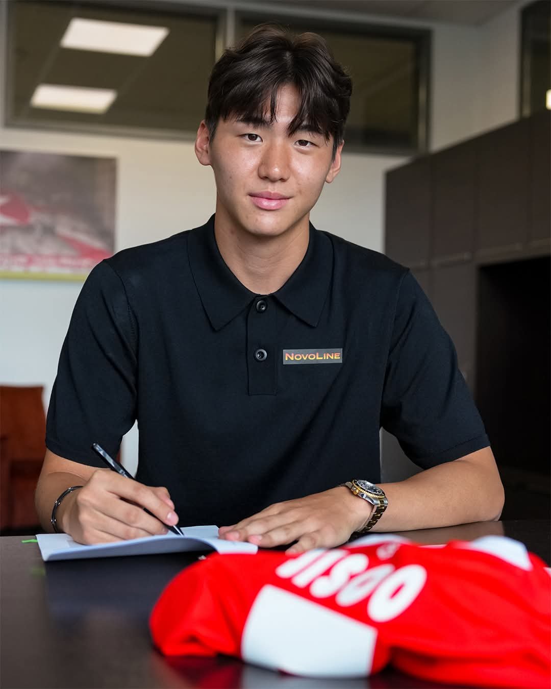 한국축구 차세대 센터백 김지수가 브렌트포드를 떠나 독일 분데스리가2 카이저슬라우테른에 임대 이적했다. 사진출처|카이저슬라우테른 페이스북