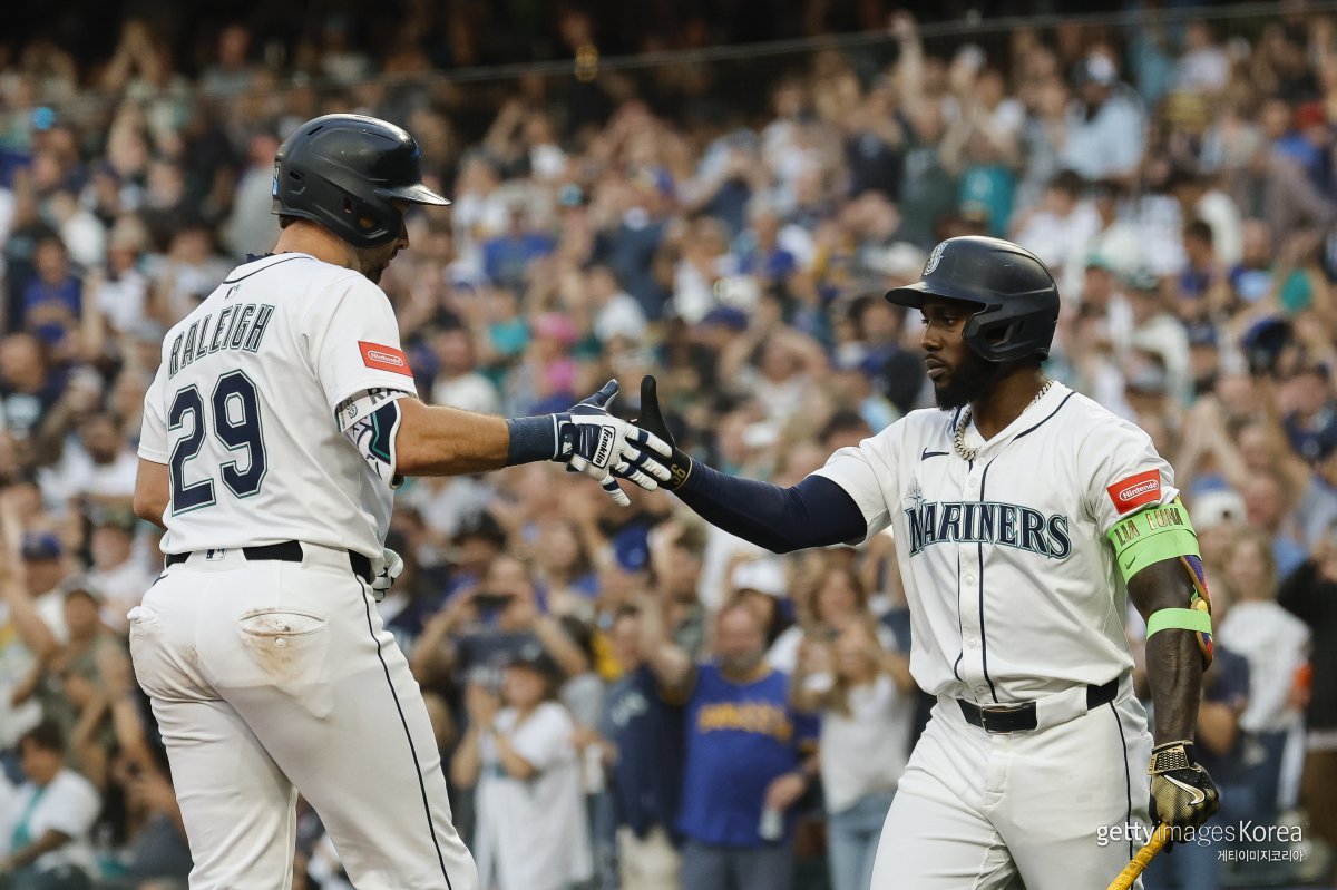 칼 랄리-랜디 아로자레나. 사진=게티이미지코리아