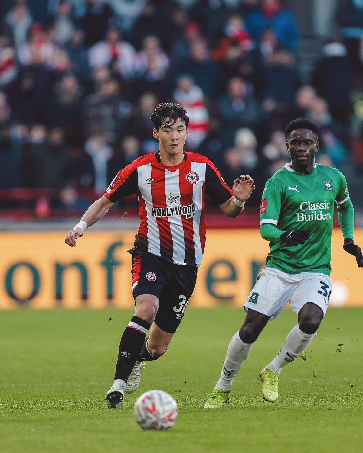 김지수(사진)를 비롯한 다수의 유럽파 영건들이 기회를 잡고자 올해 여름이적시장에서 이적을 단행했다. 지금부터 꾸준한 활약을 펼쳐야 2026북중미월드컵과 2026아이치나고야아시안게임 출전 기회를 잡을 수 있다. 사진출처│브렌트퍼드 FC 인스타그램