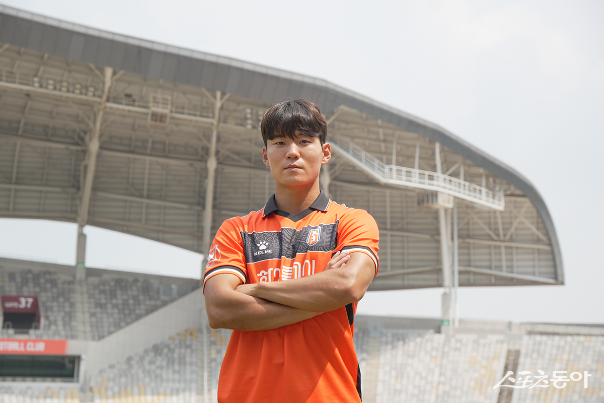 화성FC가 전북현대에서 풀백 김준영을 임대 영입하며 후반기 반등을 위한 측면 강화에 나섰다(김준영 선수). 사진제공｜화성FC