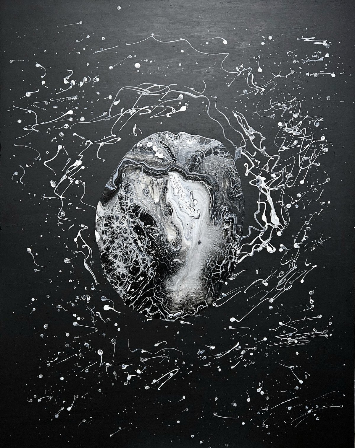 KoN(콘)의 출품작 ‘잉태’