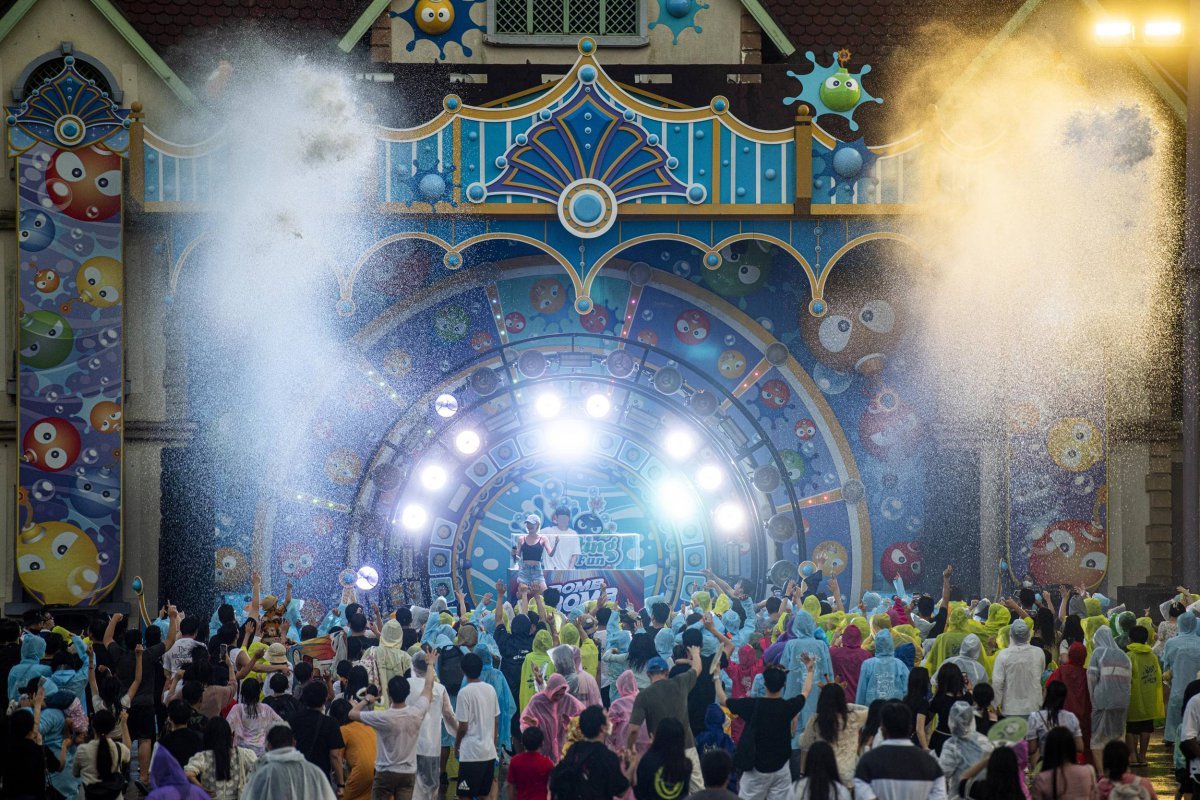 에버랜드 밤밤 썸머 나이트 공연