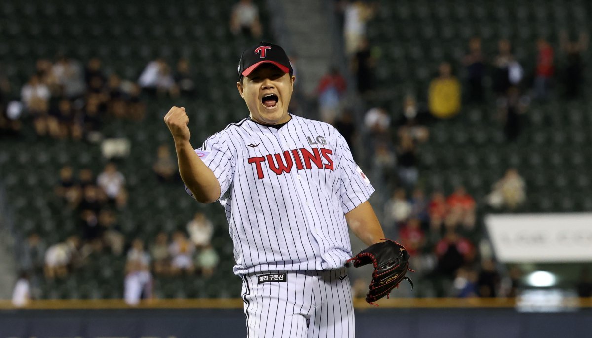 올 시즌 1~3위에 올라있는 한화, LG, 롯데는 후반기 들어 ‘믿을맨’의 활약 덕분에 웃고 있다. 한화 한승혁, LG 장현식, 롯데 정철원의 후반기 페이스가 돋보인다. LG 장현식이 세리머니를 하고 있다. 뉴시스