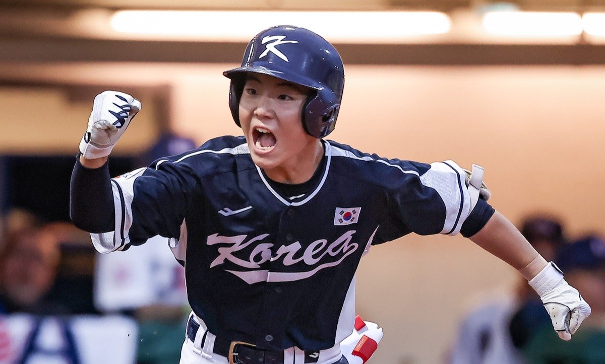 대표팀은 28일 대만 타이난에서 열린  ‘2025 WBSC U12 야구월드컵’ 예선 B조 4차전 미국전에서 6-2로 승리했다. 이날 승리로 슈퍼라운드 진출을 확정했다. 사진출처｜WBSC 공식 홈페이지