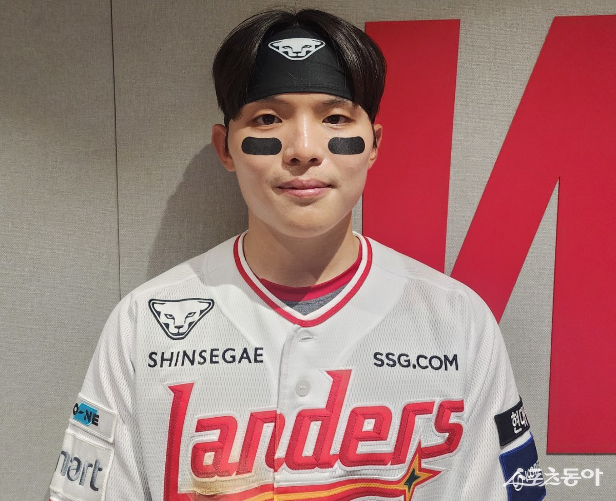 SSG 정준재는 롤모델 신민재처럼 공수주에서 완벽한 2루수로 성장하길 꿈꾼다.  인천｜박정현 기자