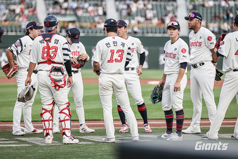 롯데는 손호영과 고승민, 윤동희 부상자들의 복귀로 시즌 최다 6연승을 질주하며 선두권 경쟁의 발판을 마련했다. 사진제공|롯데 자이언츠