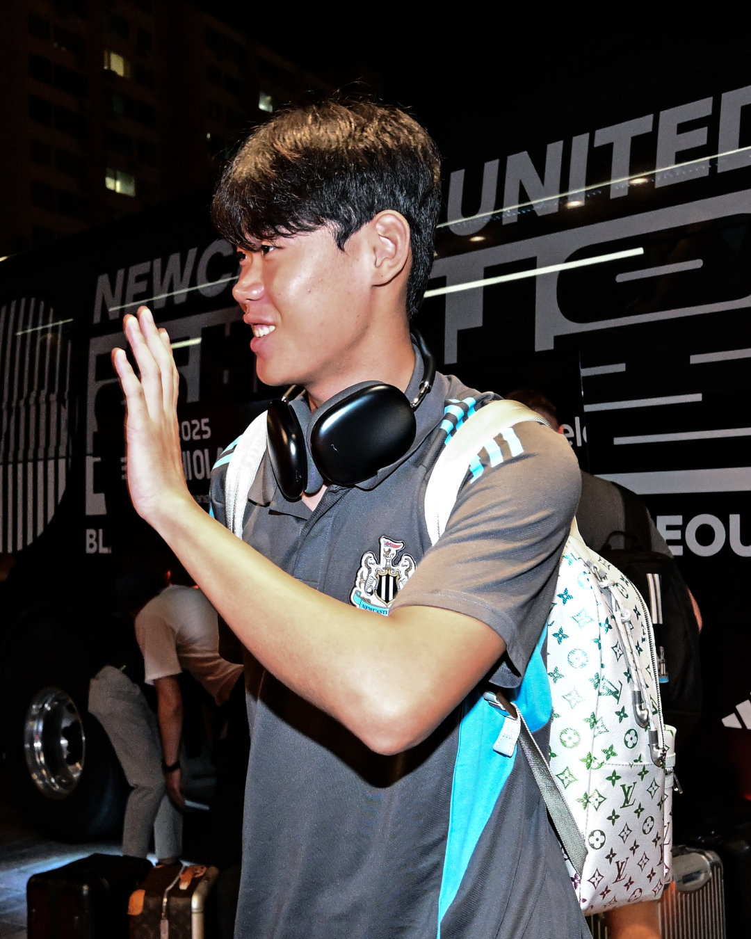 24일 뉴캐슬로의 이적이 확정된 박승수는 곧장 1군 선수단에 합류해 아시아투어 일정을 소화하고 있다. 30일 수원월드컵경기장에서 열린 팀 K리그와 친선전에는 벤치에서 경기를 시작했다. 사진출처|뉴캐슬 페이스북