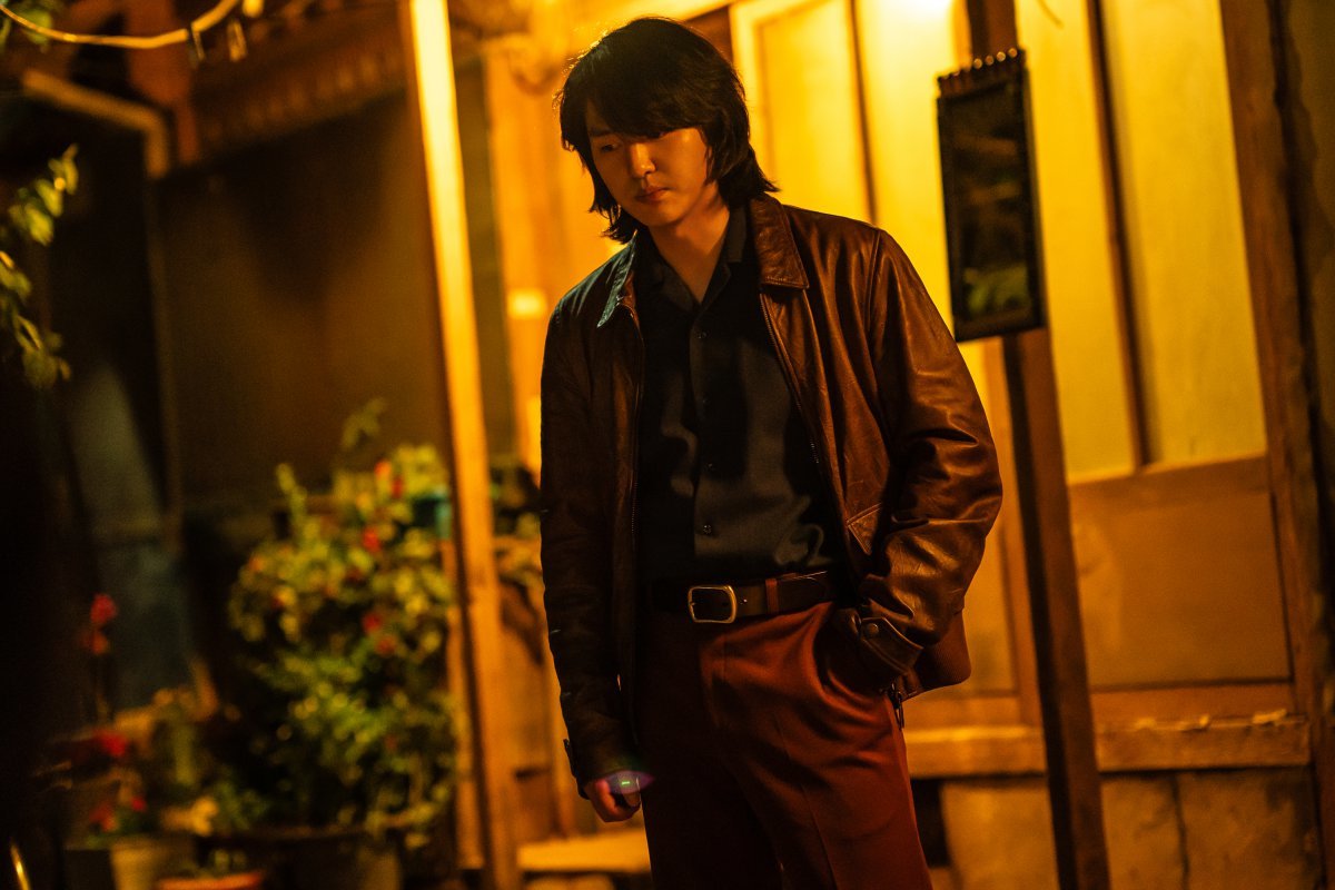 디즈니+ 오리지널 시리즈 ‘파인: 촌뜨기들’이 6·7회를 공개하며 충격 전개와 폭발적 반응으로 흥행 기세를 이어가고 있다. 사진제공 | 월트 디즈니 컴퍼니 코리아