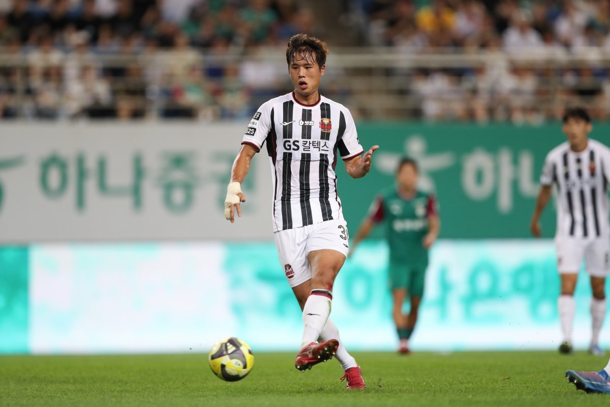 서울 유스 출신 국가대표 중앙수비수 김주성이 일본 J리그 산프레체 히로시마 이적을 확정했다. 사진제공｜한국프로축구연맹
