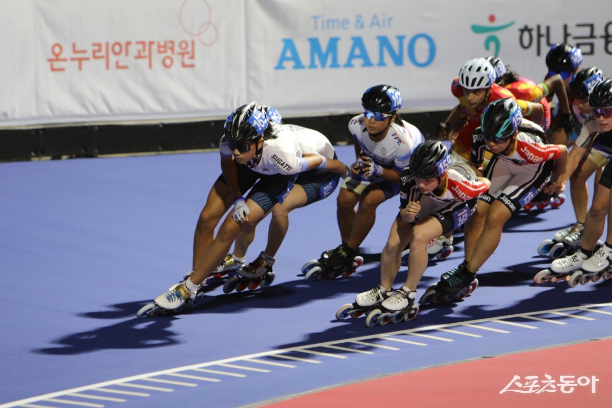대한민국 롤러스포츠 국가대표팀이 충청북도 제천시에서 열린 ‘제20회 아시아 롤러스케이팅 선수권대회’에서 금메달 9개, 은메달 11개, 동메달 20개를 획득하며 아시아 최정상급 기량을 다시 한 번 입증했다. 사진제공｜제천시