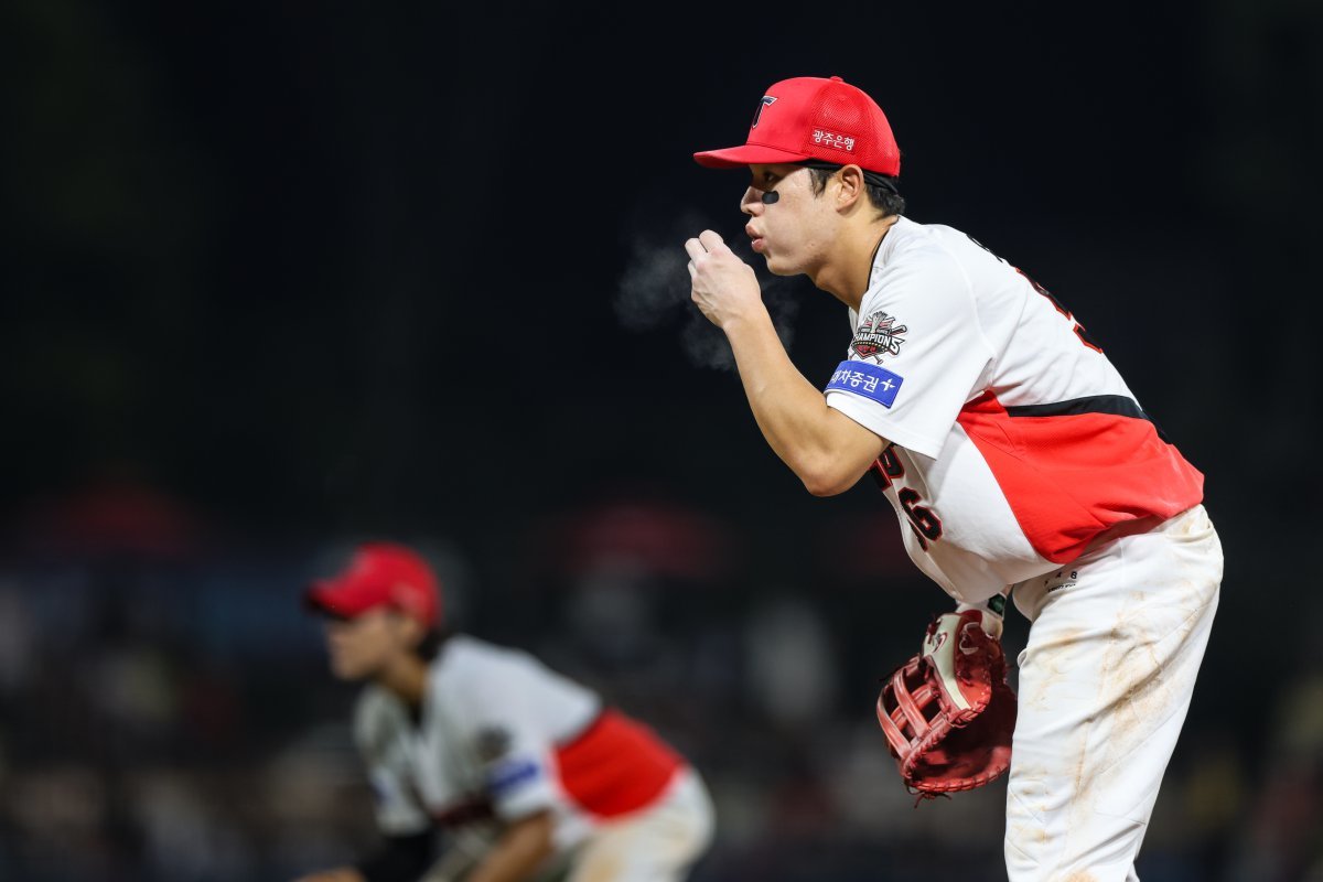 KIA 오선우는 데뷔 7년차인 올해 최고의 활약을 펼치고 있다. 그는 규정 타석 진입을 이룬 자신에게 뿌듯해하며 꾸준한 활약을 펼치리라 다짐했다. 사진제공｜KIA 타이거즈