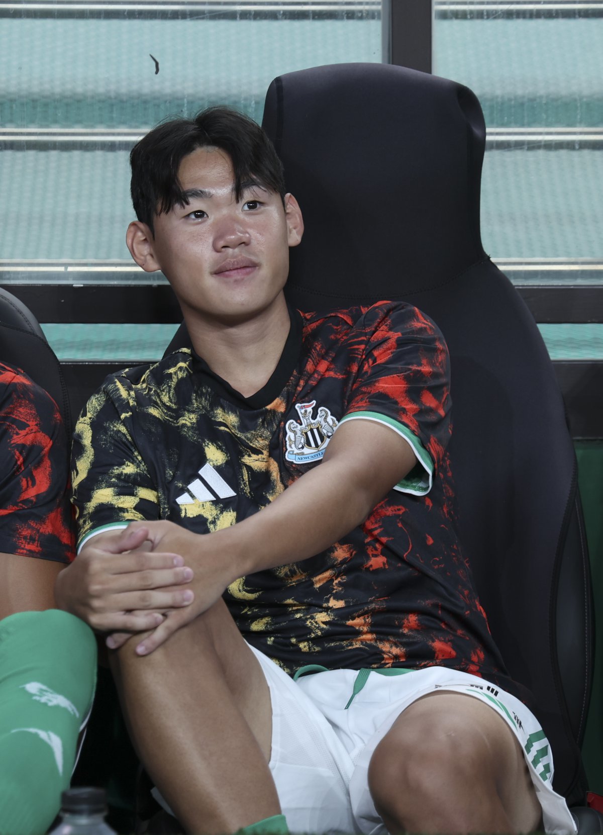 뉴캐슬 박승수가 3일 서울월드컵경기장에서 열린 토트넘과 ‘2025 쿠팡플레이 시리즈’ 2경기 후반 31분 제이콥 머피 대신 투입돼 그라운드를 밟았다. 팀 K리그와 1경기에서 멋진 드리블을 보인 그는 이날도 준수한 경기력으로 눈길을 모았다. 상암│뉴시스