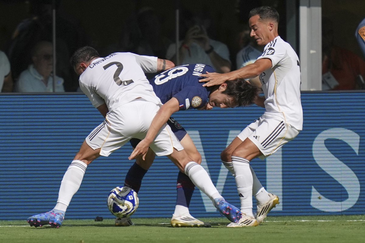 레알 마드리드가 2025~2026시즌 개막을 앞두고 의료진 개편을 단행했다. 최근 수시즌동안 부상자가 속출했고, 의료진간 내부 갈등이 심했기 때문이다. AP뉴시스