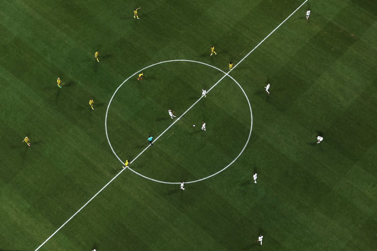 글로벌 스포츠 매체 ‘디 애슬레틱’이 5일 보도한 바에 따르면, 최근 네덜란드 암스테르담에서 출범한 단체 ‘저스티스 포 플레이어스(Justice for Players, 이하 JfP)’가 2002년 이후 유럽연합(EU) 또는 영국에서 활약한 모든 프로선수를 대리해 FIFA와 유럽 주요 축구협회를 상대로 소송을 제기했다. 사진출처｜FIFA 페이스북