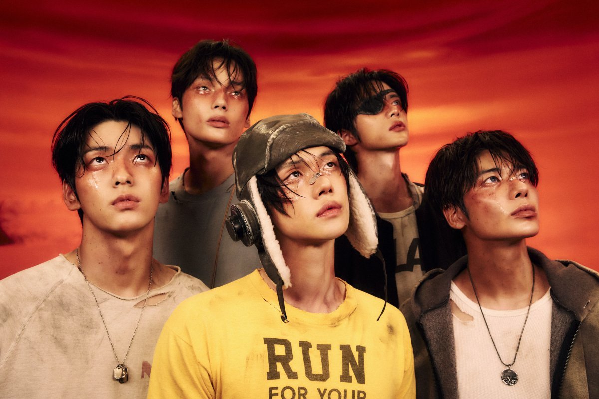 해를 거듭할 수록 ‘우상향’ 중인 케이팝 대표 우량주다운 행보가 아닐까. 투모로우바이투게더가 2년 연속 일본 돔 투어에 나선다. 사진제공|빅히트뮤직