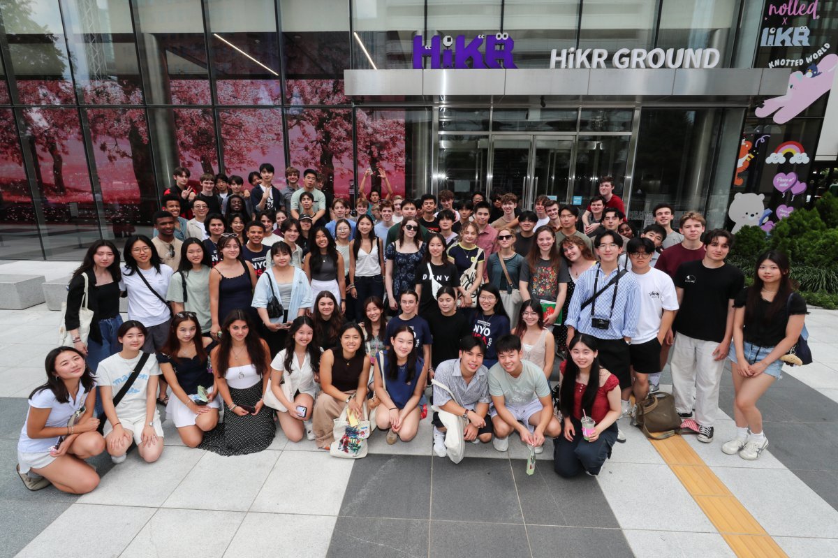 하이커그라운드를 방문한 NYO-USA 단원들