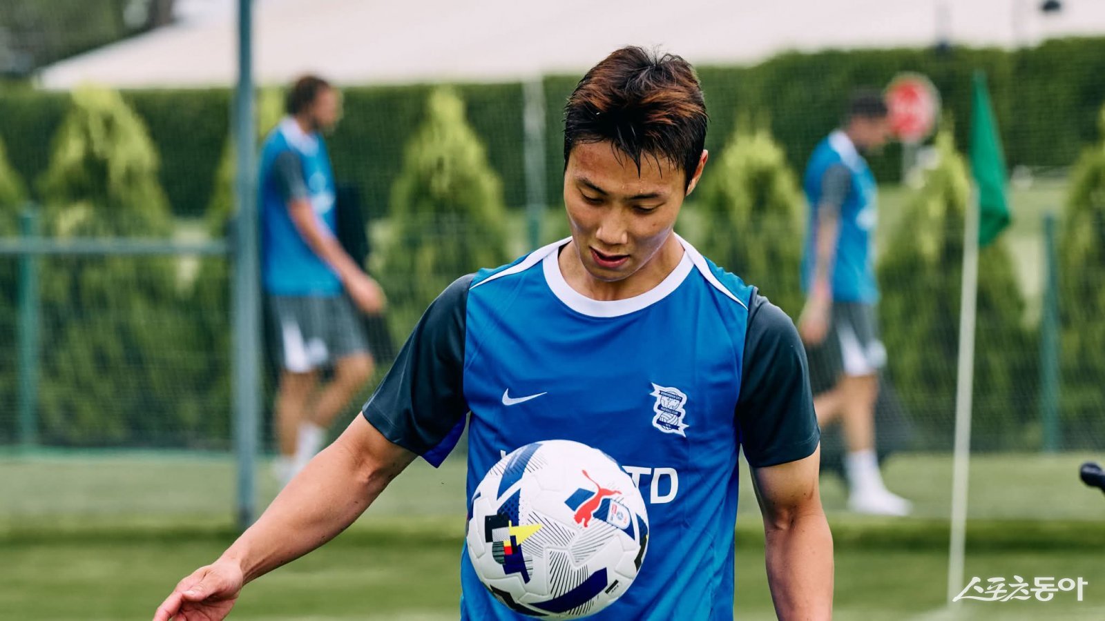 [3면][축구] 백승호 8번 달았다

				남장현 기자 yoshike3@donga.com