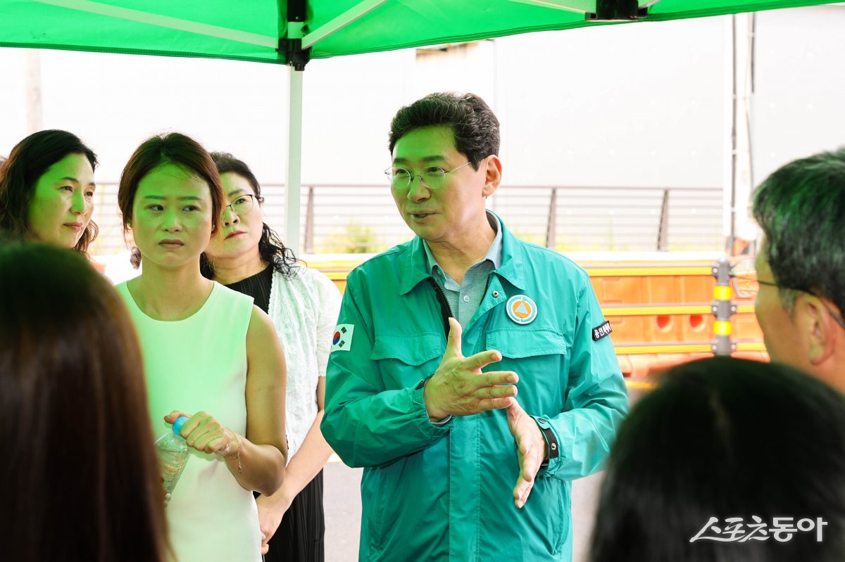 이상일 용인특례시장은 유림동~고림지구 연결도로의 11일 임시 개통을 앞두고 현장을 찾았다. 사진제공|용인시