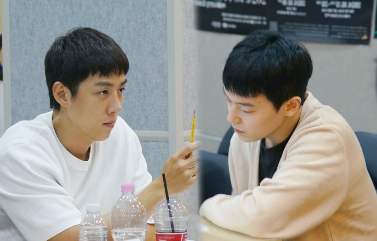 영화 ‘삭제된 소년’의 주연 배우 백성현(왼쪽)과 병헌. 사진제공ㅣ무암(MooAm)