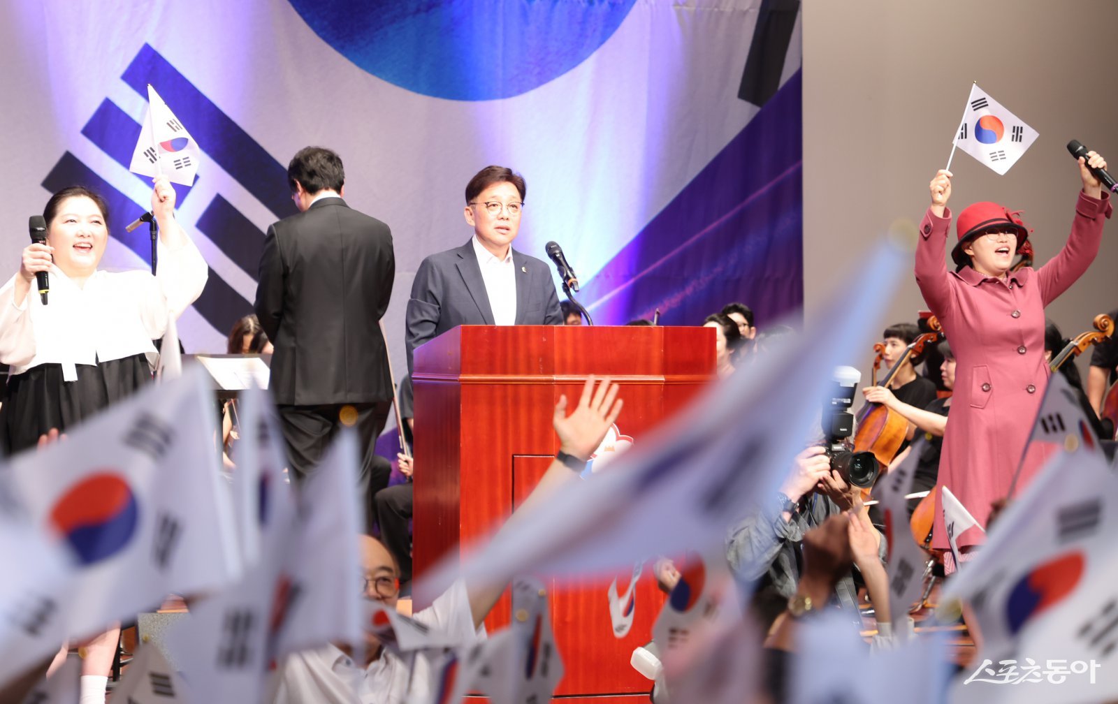 안광림 부의장이 15일 성남시청 온누리실에서 제80주년 광복절 경축식에서 축사를 하고 있다. 사진제공ㅣ성남시의회