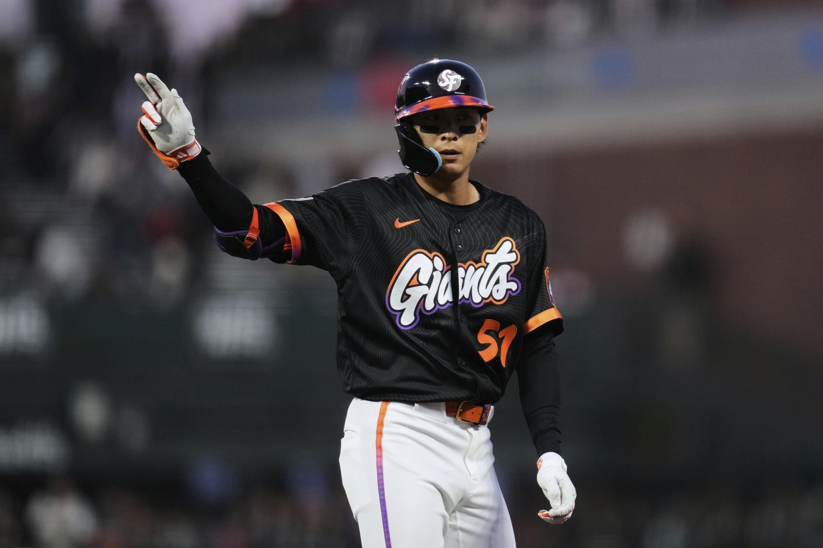 샌프란시스코 이정후는 17일(한국시간) 오라클파크에서 열린 ‘2025 메이저리그(MLB)’ 탬파베이전에서 5번타자 중견수로 선발출전해 4타수 2안타 1도루를 기록했다.|AP뉴시스