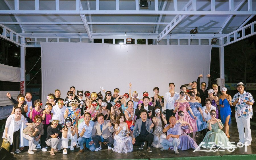 인천 중구의회, ‘제26회 무의도 셋째공주와 호랑이 춤 축제’에 참여해 주민과 화합의 시간을 가졌다. 사진제공|인천 중구의회