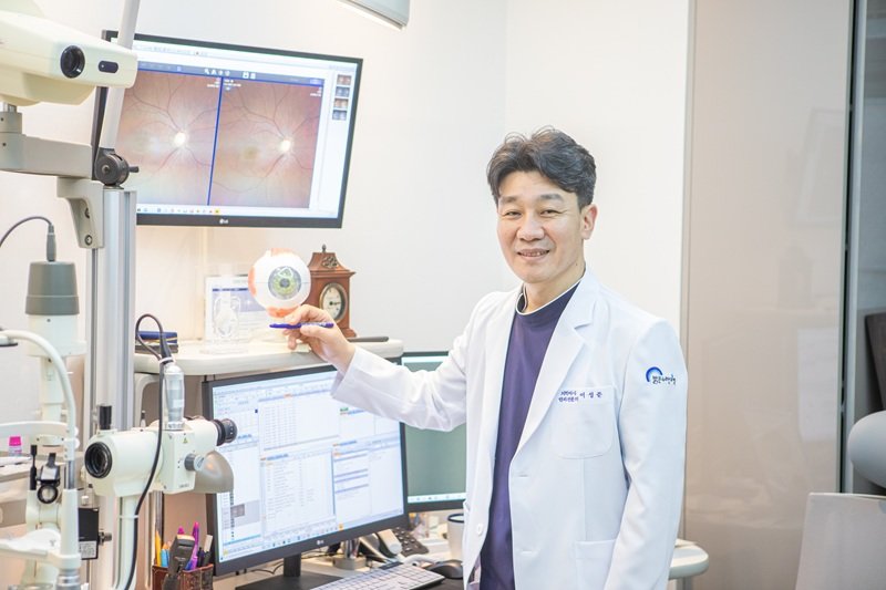대전 밝은누리안과병원 이성준 원장