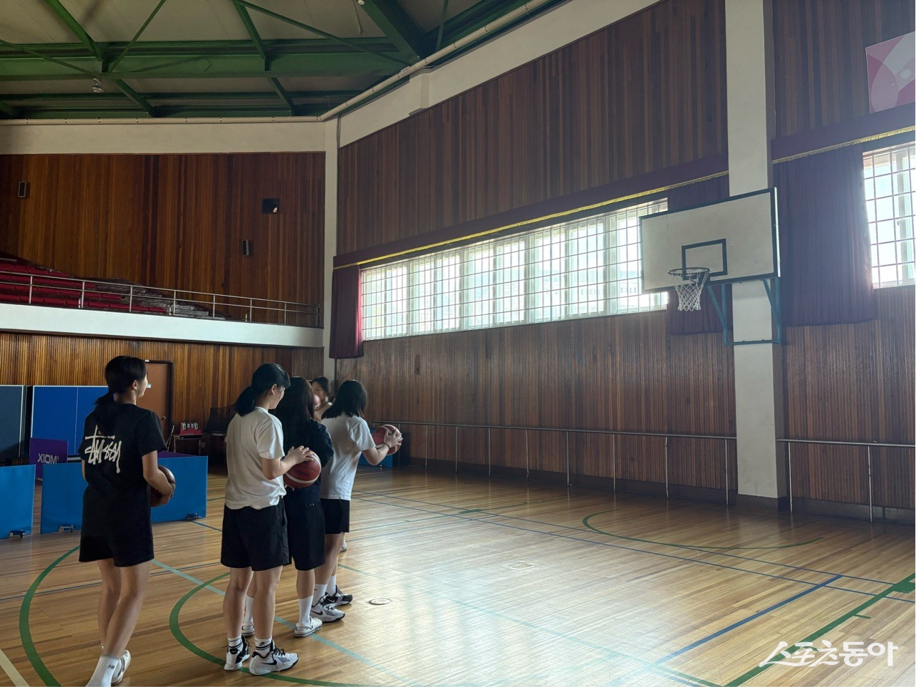 방학에도 훈련에 몰두한는 문경여고 농구부 학생들. 사진제공|서윤아 학생기자(문경여고 1)