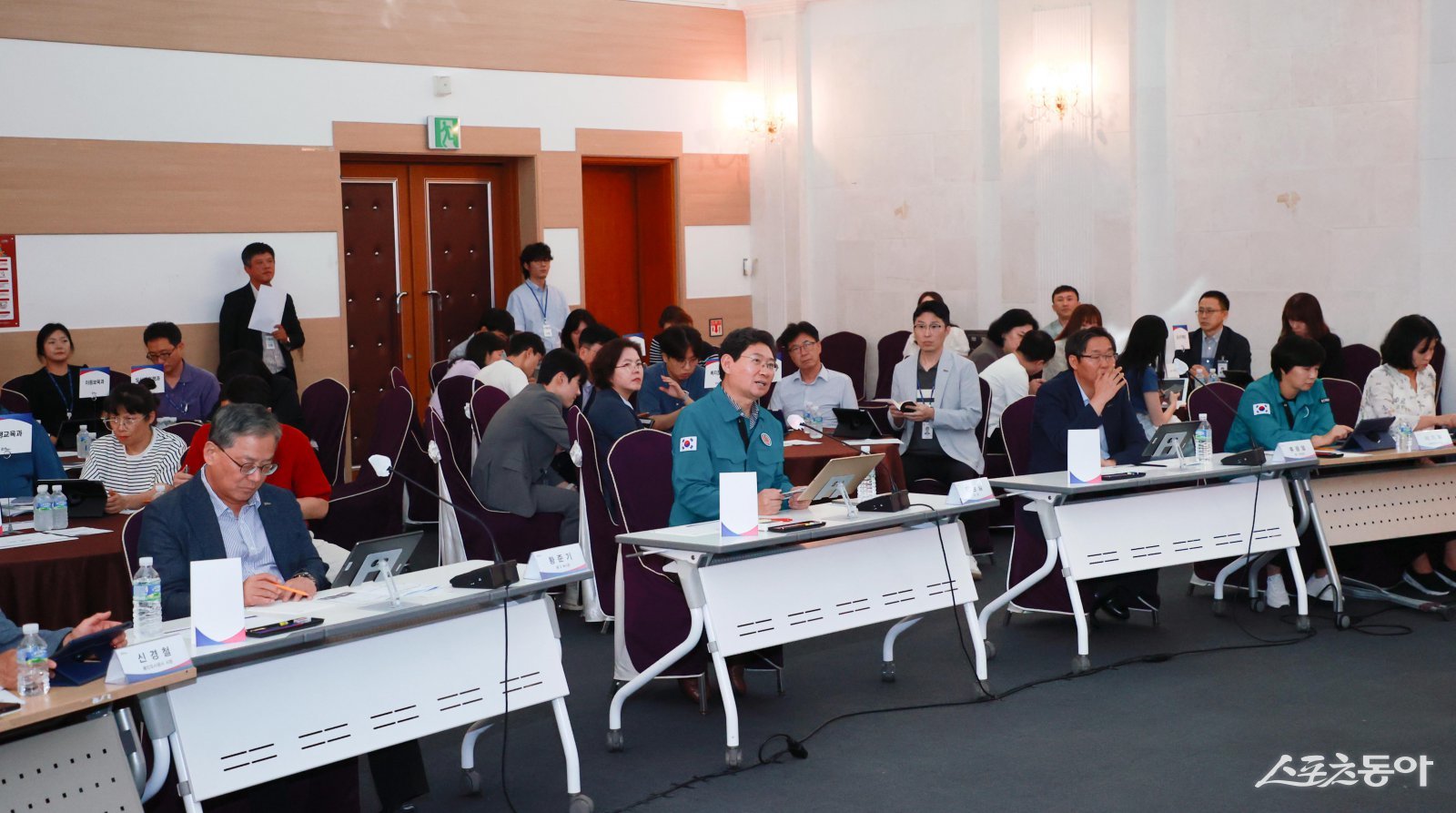 이상일 시장과 제1·2부시장, 관련 부서 관계자, 용인도시공사 및 시공사·설계사 관계자 등이 참석한 가운데 설계 완료 보고회를 열었다. 사진제공|용인시