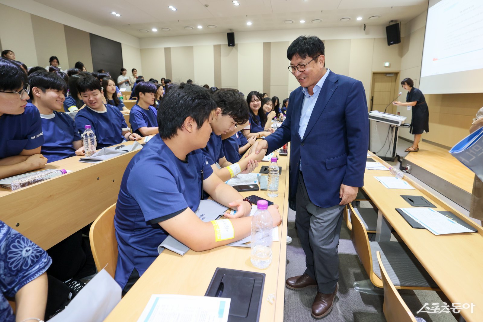 도성훈 인천광역시교육감은 지난 18일 인하대학교 60주년 강의실에서 열린 ‘학교 미래 건강인재 양성 간호 체험 교육·간호사의 길을 만나다’에 참석했다. 사진제공｜인천교육청