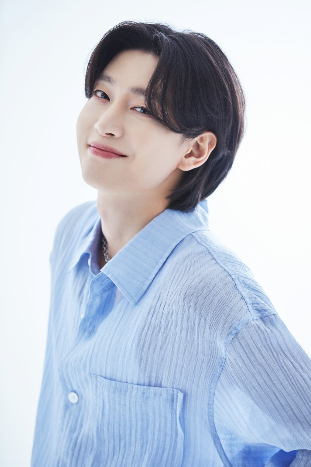 가수 김용빈. 사진제공ㅣ오네스타컴퍼니