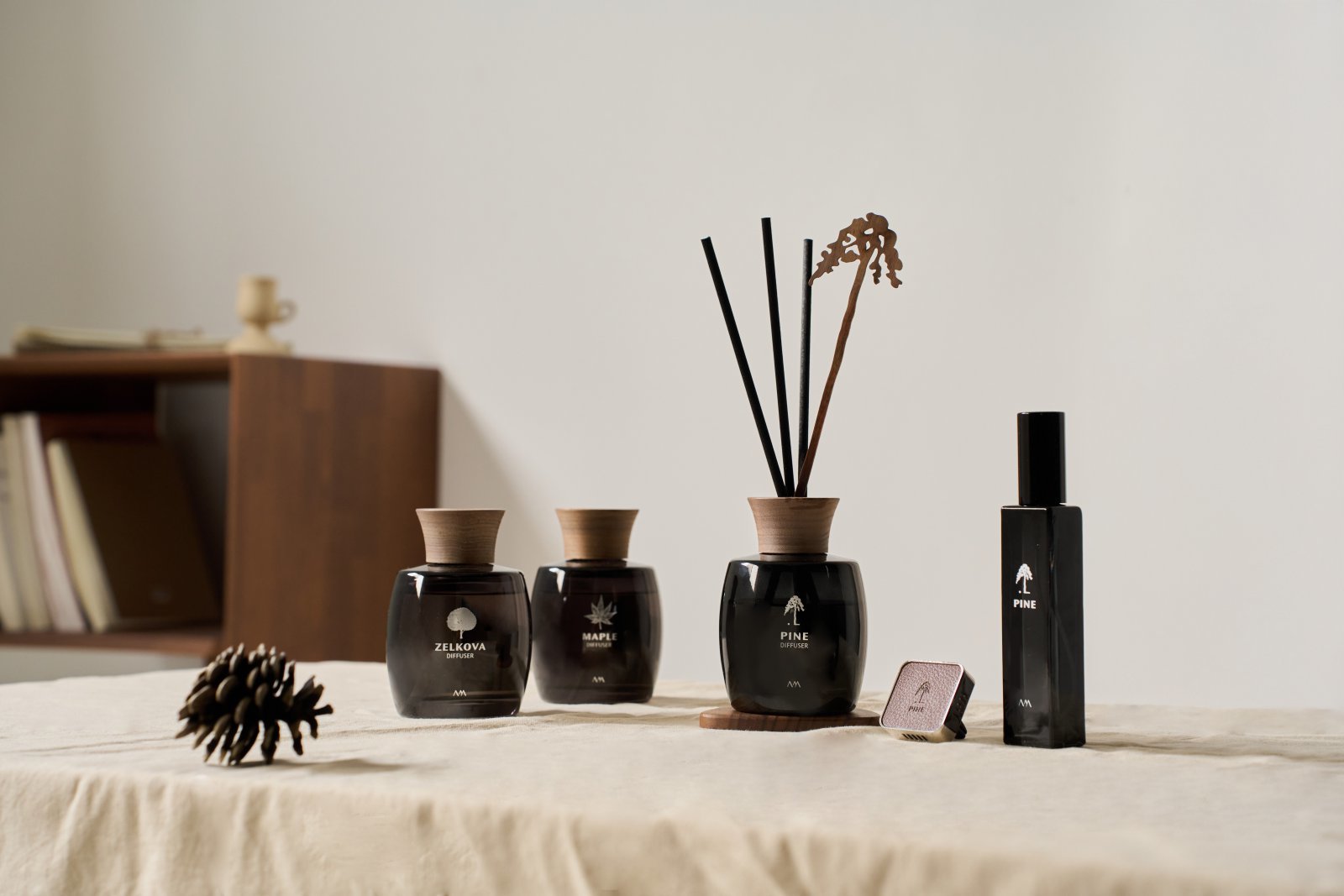 곤지암의 향기 디퓨저는 누적 6만개 판매를 달성한 대표 스테디셀러 PB상품이다