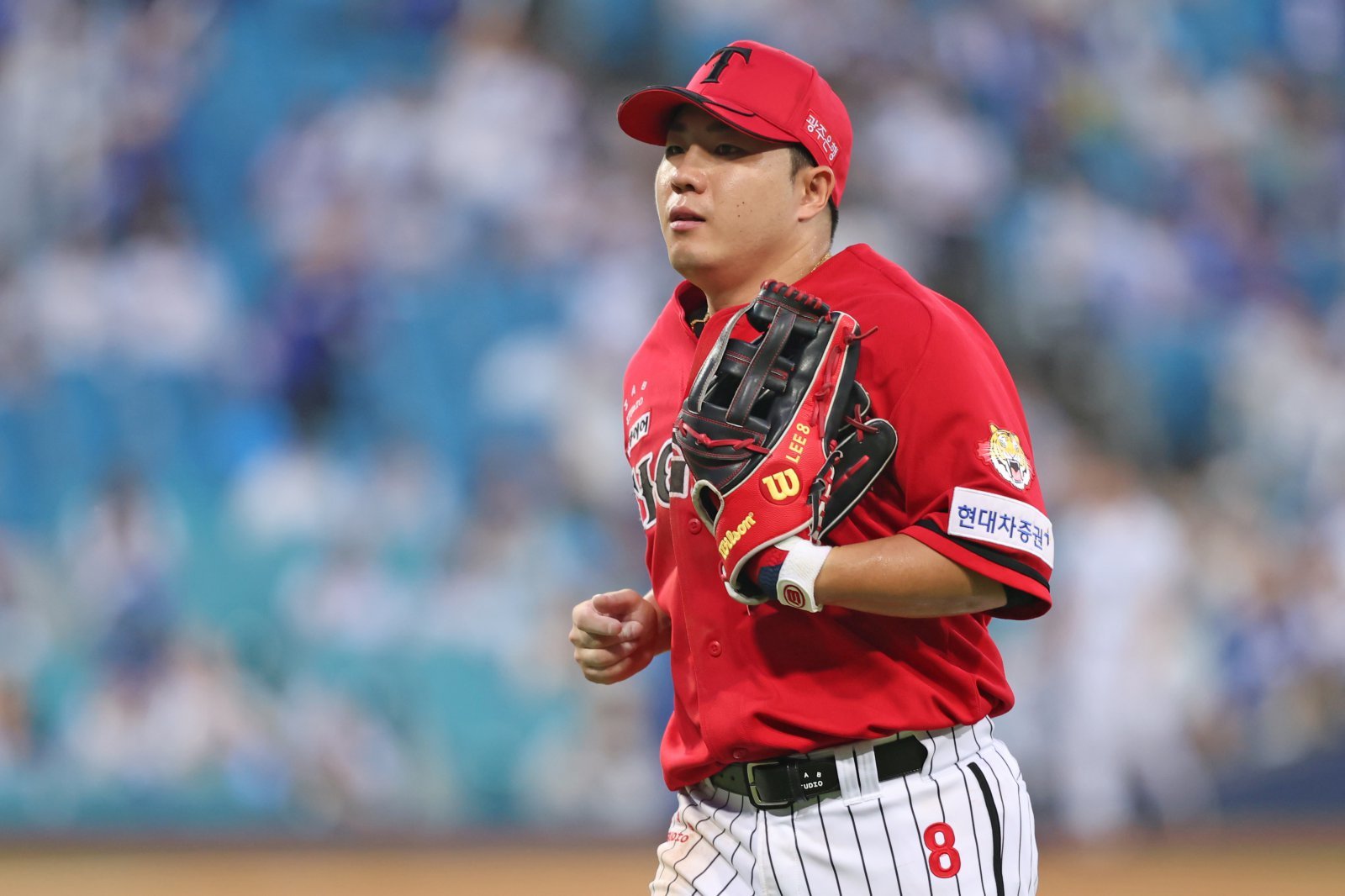 KIA 이창진은 19일 광주 키움전에서 9회초 수비 도중 왼쪽 정강이를 다쳤다. 그는 20일 병원검진 결과 왼쪽 발목 인대 손상 진단을 받았다. 2주 뒤 병원 재검진에 나설 계획이다. 사진제공|KIA 타이거즈