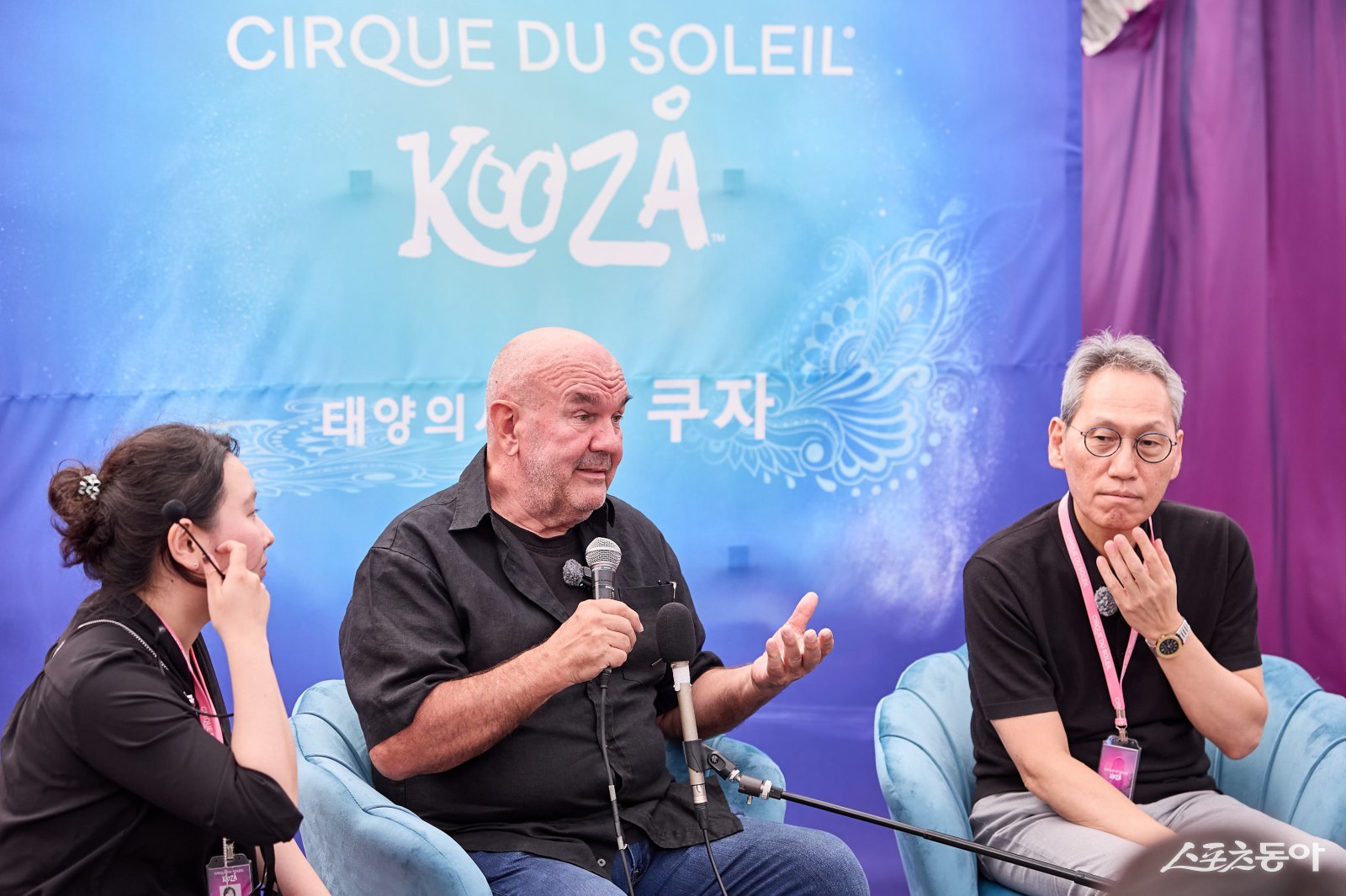 지난 20일 부산 신세계 센텀시티 내 빅탑에서 열린 프레스콜에서 질 퐁텐(가운데, 수석 투어 디렉터)과 김용관 ㈜마스트인터내셔널 대표(오른쪽)이 라운드 인터뷰를 하고 있다. (사진제공=㈜마스트 인터내셔널)