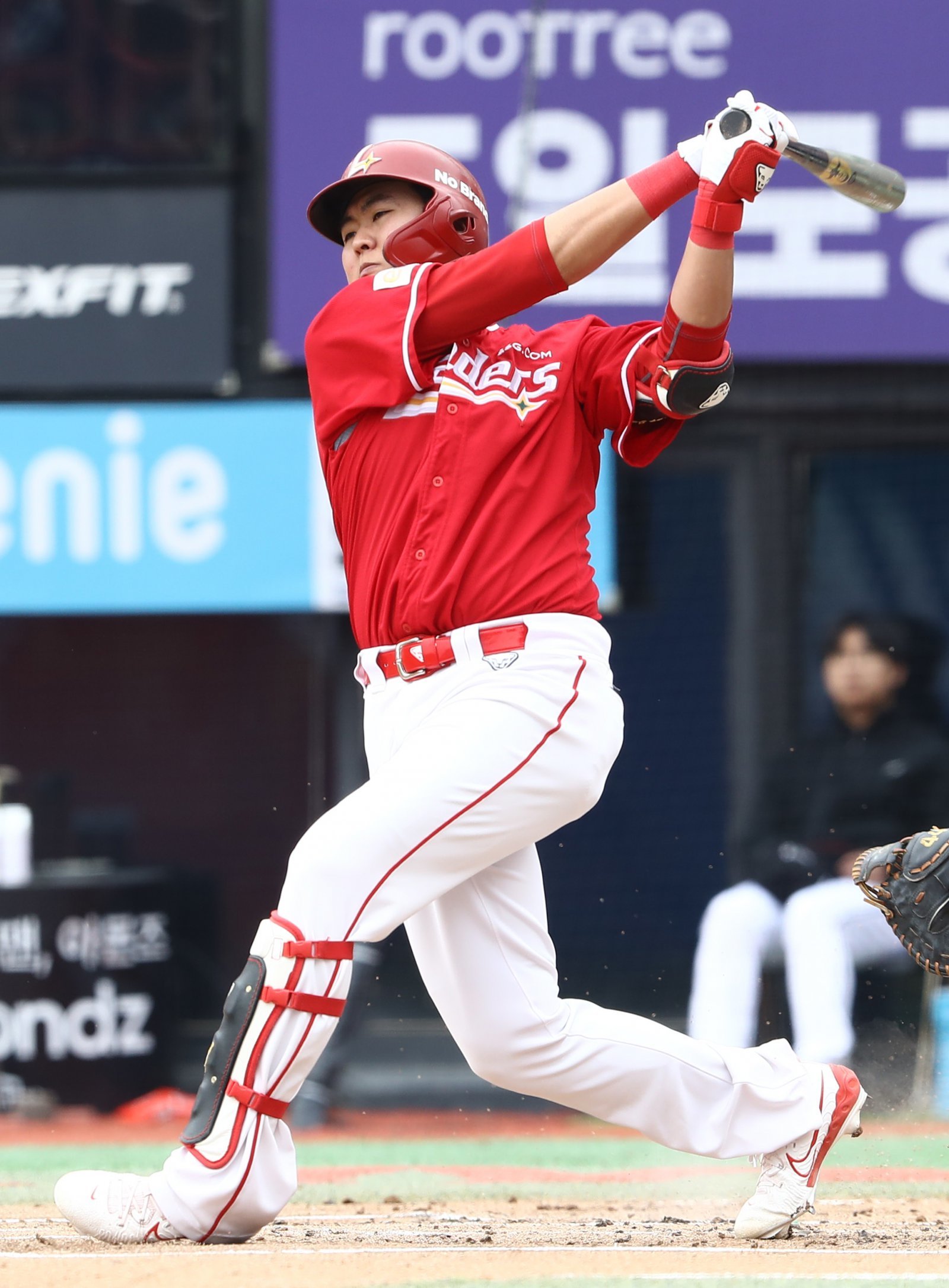 SSG 고명준은 21일 수원 KT와 원정경기에서 결승타를 비롯해 3타수 2안타 1타점으로 활약했다. 그는 2군에 다녀온 이후 타격감을 끌어올려 팀 승리에 힘을 보탰다. 사진제공｜SSG 랜더스