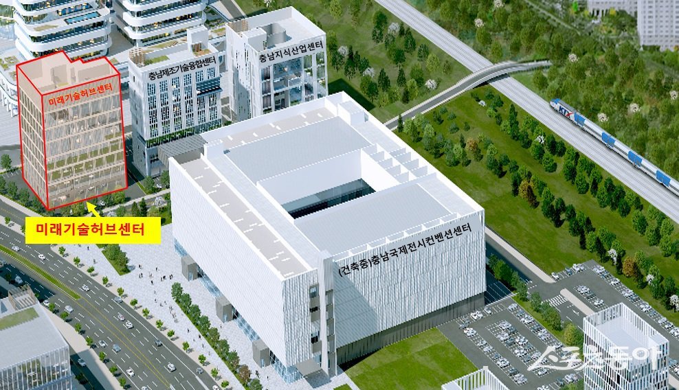 충남도(도지사 김태흠)는 지난 21일 중소벤처기업부가 추진하는 공공임대형 지식산업센터 사업의 신규 모델인 ‘청년 친화형 중소기업 연구타운’ 시범사업에 최종 선정됐다고 밝혔다(미래기술허브센터 위치도). 사진제공|충남도