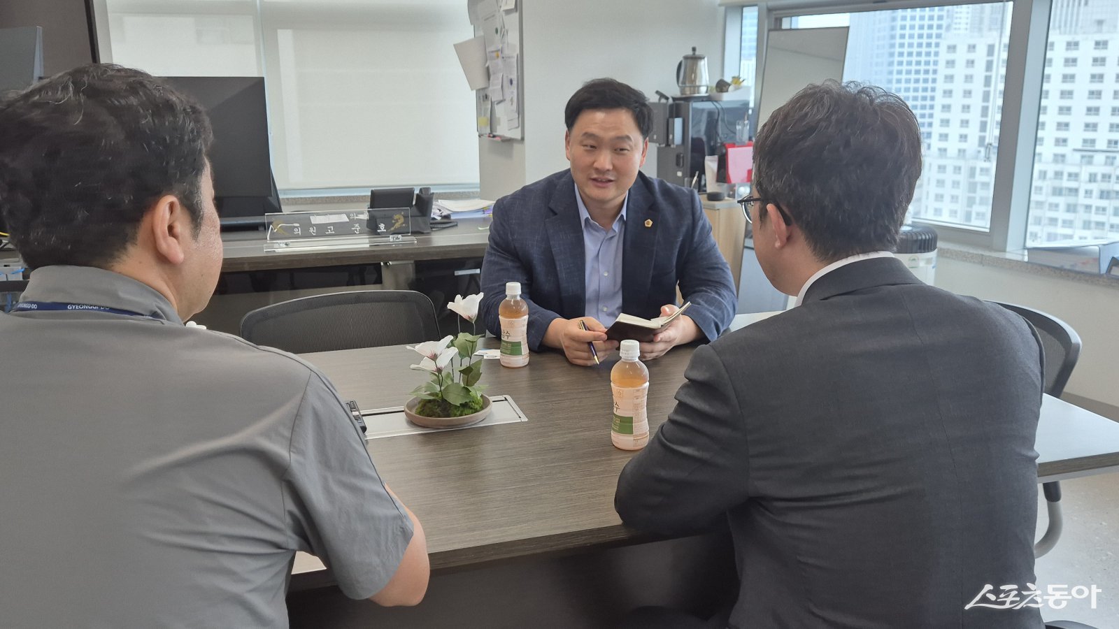 경기도의회 고준호 의원(국민의힘, 파주1)은 22일 경기도 철도정책과와의 긴급 논의를 통해 “이제는 정직한 추진과 책임 있는 절차로 파주 3호선 연장을 실현해야 한다”고 밝혔다(고준호 의원). 사진제공|고준호 의원(국민의힘, 파주1)