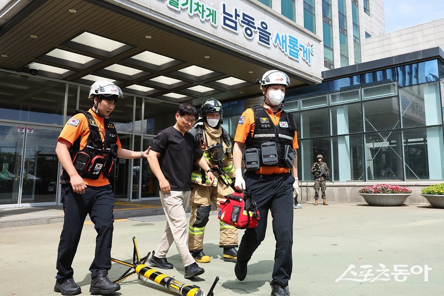 인천 남동구, 다중이용시설 ‘드론’ 테러 대응 훈련을 진행했다. 사진제공|인천 남동구청