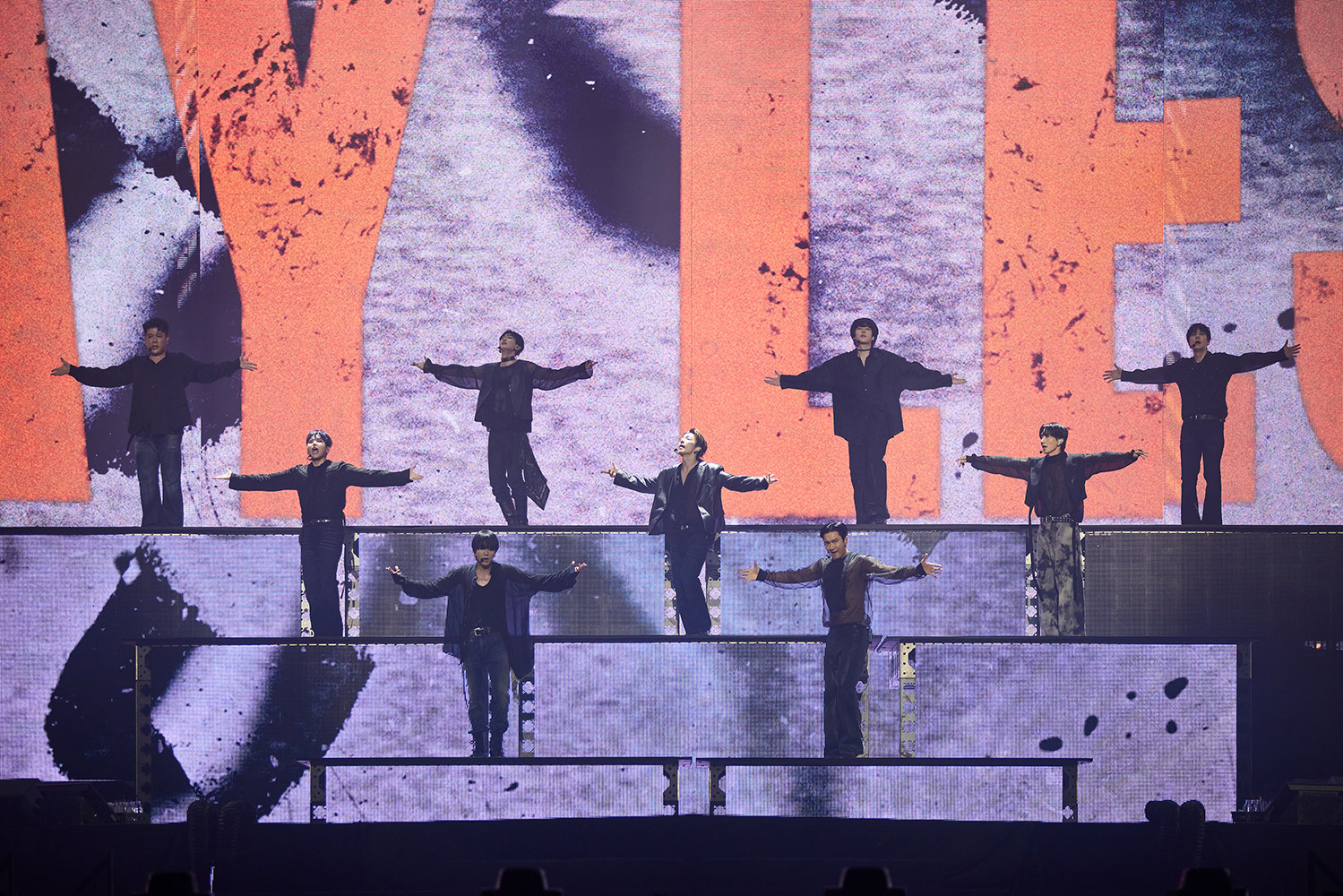 슈퍼주니어 멤버들은 3시간 동안 앵콜곡 포함 31곡을 안정적인 라이브로 소화하며 2세대 아이돌로써 남다른 위상을 증명해냈다. 사진제공 | SM 엔터테인먼트