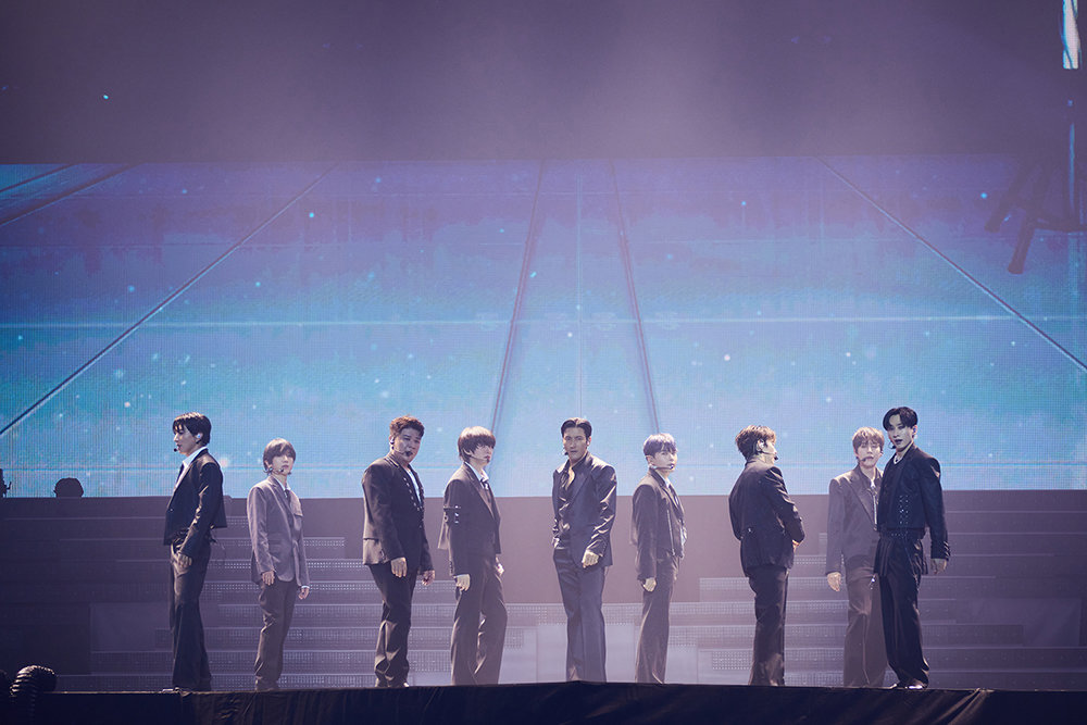 슈퍼주니어가 데뷔 20주년 기념 월드 투어 ‘SUPER SHOW 10’ 서울 공연을 성황리에 마쳤다. 슈퍼주니어 아홉 멤버들은 탄탄한 라이브 실려과 압도적 무대 매너로 여전히 현재진행형 ‘레전드’임을 증명했다. 사진제공 | SM 엔터테인먼트