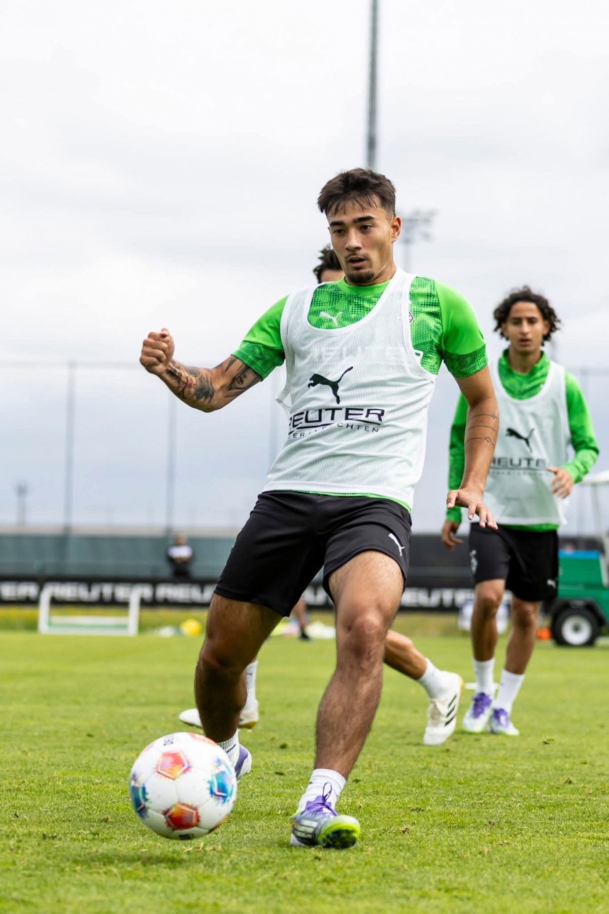 홍명보 대표팀 감독이 25일 서울 신문로 축구회관에서 9월 A매치 2연전을 앞두고 26인 명단을 발표했다. 독일계 한국인 옌스 카스트로프가 최초 발탁됐다. 사진출처|묀헨글라트바흐 페이스북