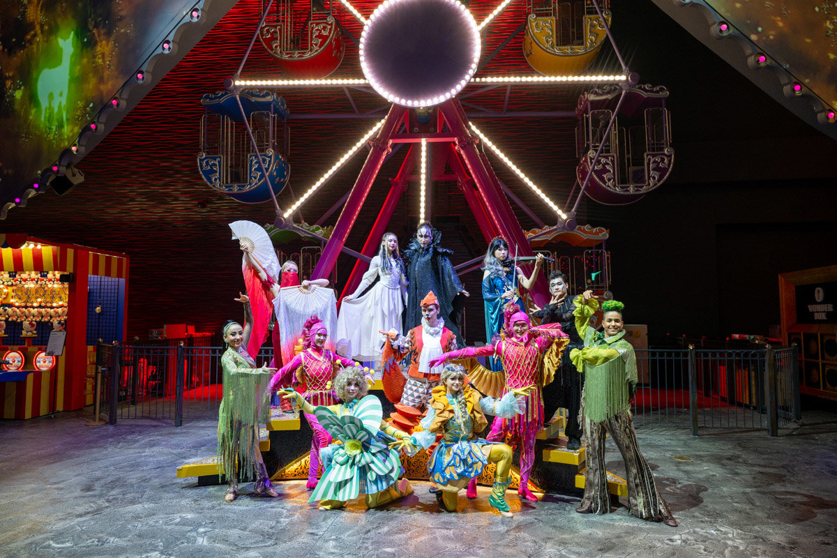 파라다이스시티 ‘원더박스’ 공중 서커스 쇼 ‘루나 이클립스’