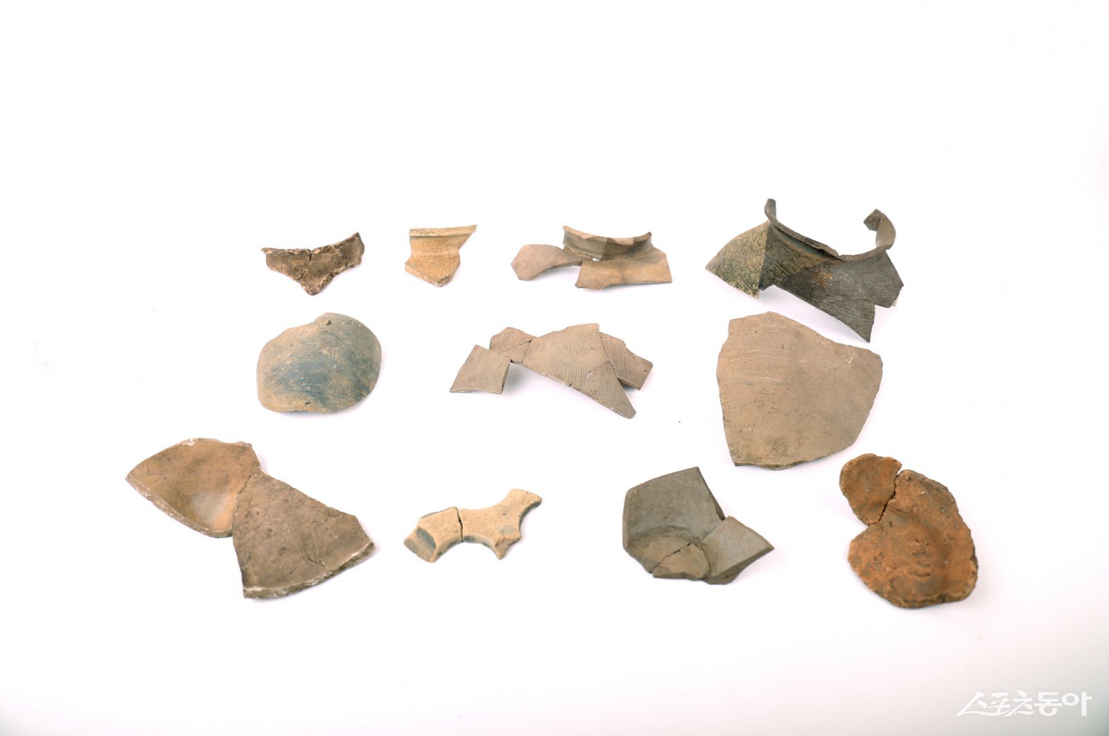 무주군서 출토된 삼국시대 봉화유적 유물. 사진제공=무주군