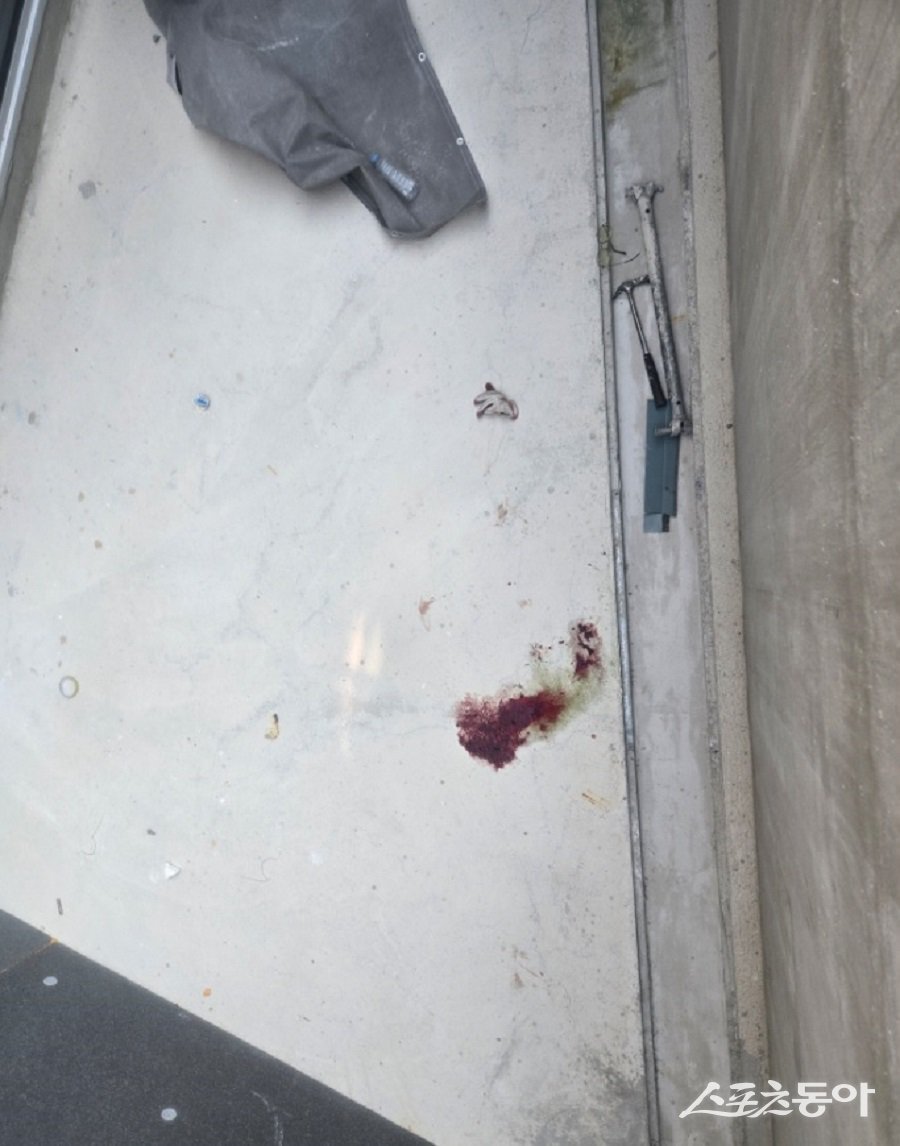 인천 연수구 송도동의 한 단독주택 신축공사 현장에서 외국인 작업자 1명이 추락해 사망하는 사고가 발생했다(사고 현장 모습). 사진제공|국토부