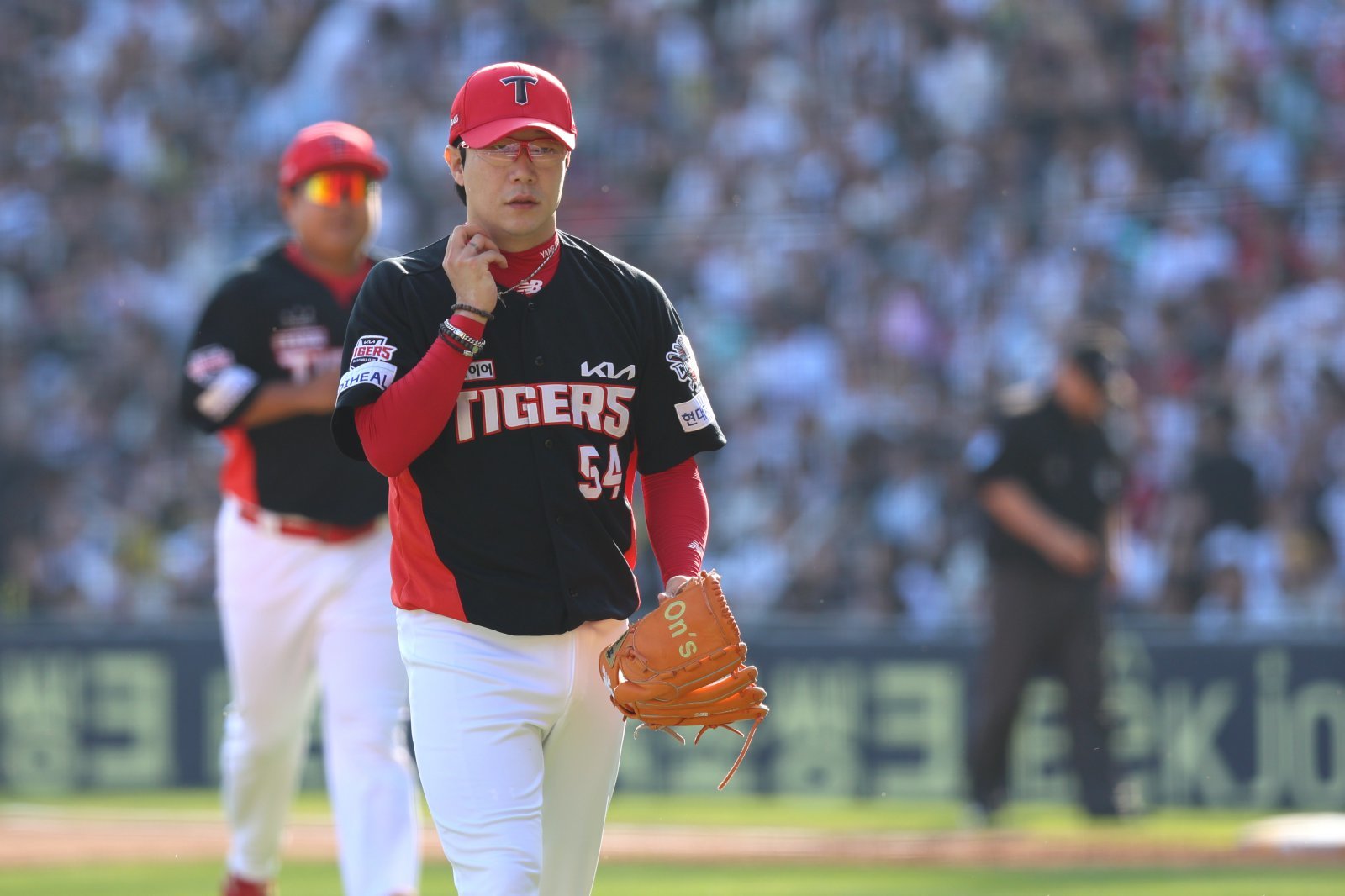 KIA는 최근 선발 싸움에서 밀리며 연패가 길어지고 있다. 상승곡선을 타기 위해서 선발진의 반등이 필요한 시점이다. 사진제공|KIA 타이거즈