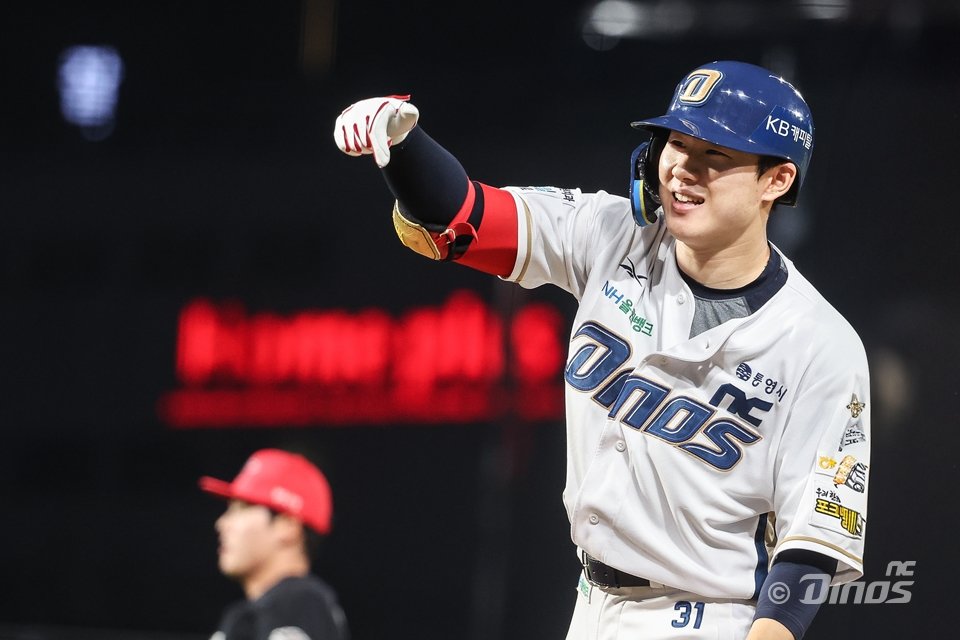 NC 최원준은 트레이드 이적 이후 비어 있던 2번타순에 안착하며 테이블세터로서 제 몫을 하고 있다. 사진제공|NC 다이노스
